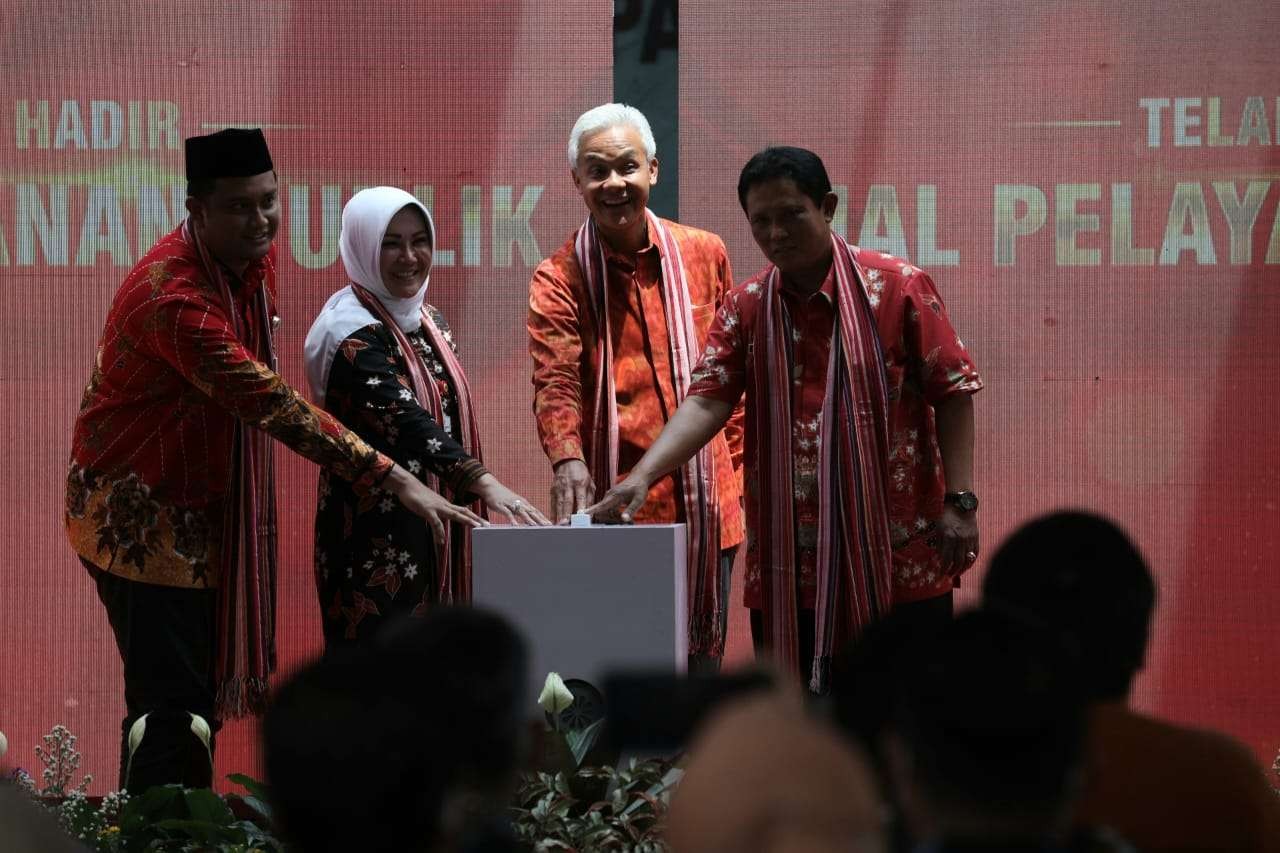 Gubernur Jawa Tengah Ganjar Pranowo soft launching Mal Pelayanan Publik (MPP) di Kabupaten Klaten, Selasa, 22 November 2022. (Foto: Pemprov Jatim)/11).