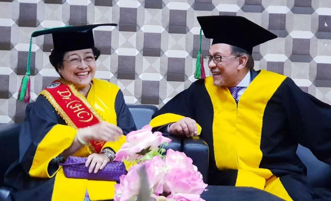 Ketua Umum PDI Perjuangan Megawati saat bertemu Anwar Ibrahim tahun 2018. (Foto: Dokumentasi MC PDI P)