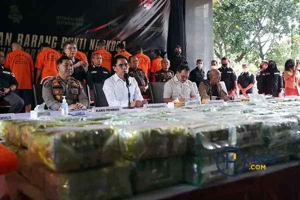 Bareskrim Polri memusnahkan barang bukti narkotika jenis sabu seberat 269,707 kilogram. (Foto: dok. hukumonline)