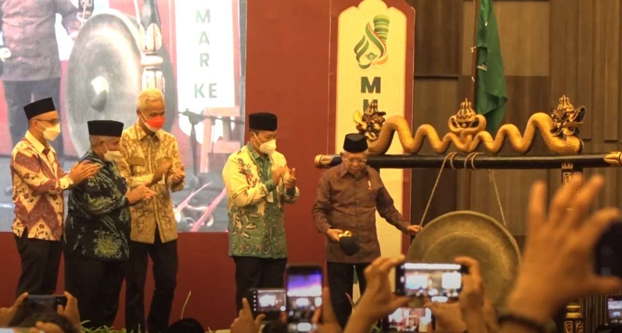 Gubernur Jawa Tengah, Ganjar Pranowo sudah siap mengirimkan bantuan untuk korban gempa di Cianjur, Jawa Barat, terutama kebutuhan ibu dan anak. (Foto: Pemprov Jateng)