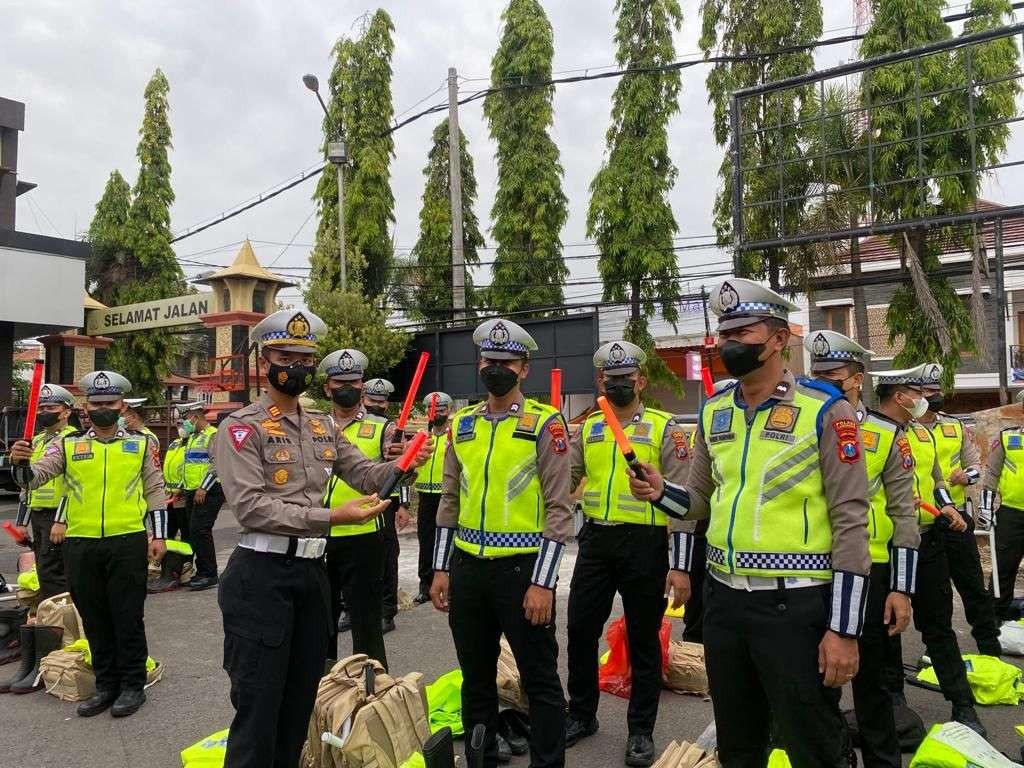 Keterangan Foto : Satlantas Polres. Lamongan siagakan pasukan anti bencana (Foto: Istimewa)