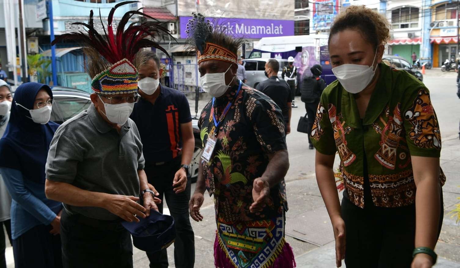 Wapres KH Ma'ruf Amin mengajak generasi muda ikut mempromosikan kopi Papua ke pasar dunia. (Foto: BPMI Setwapres)