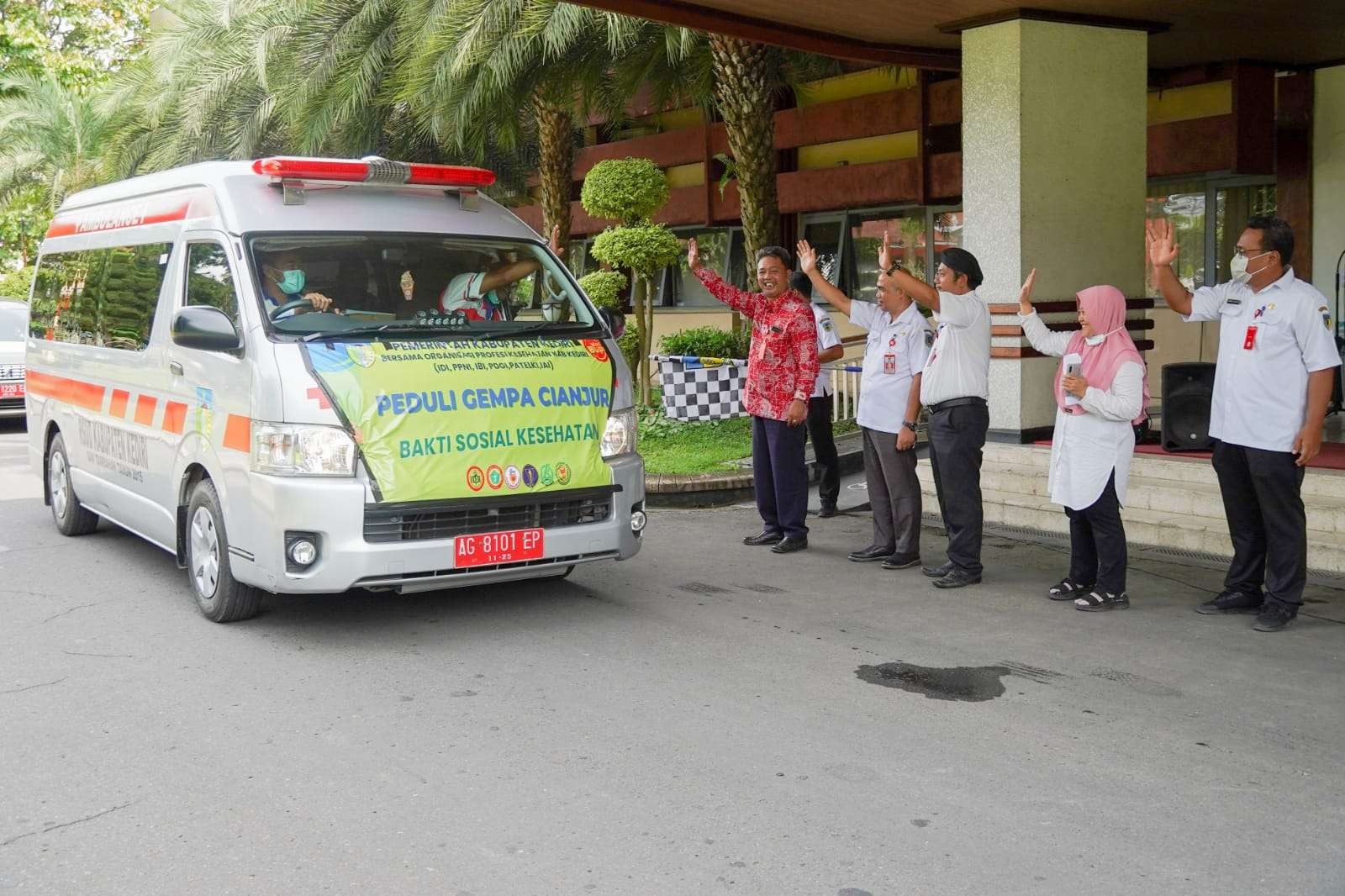 Pemerintah Kabupaten Kediri kembali mengirim bantuan untuk membantu korban gempa bumi di Kabupaten Cianjur, Jawa Barat.(Foto: Dok Kominfo Kabupaten Kediri)