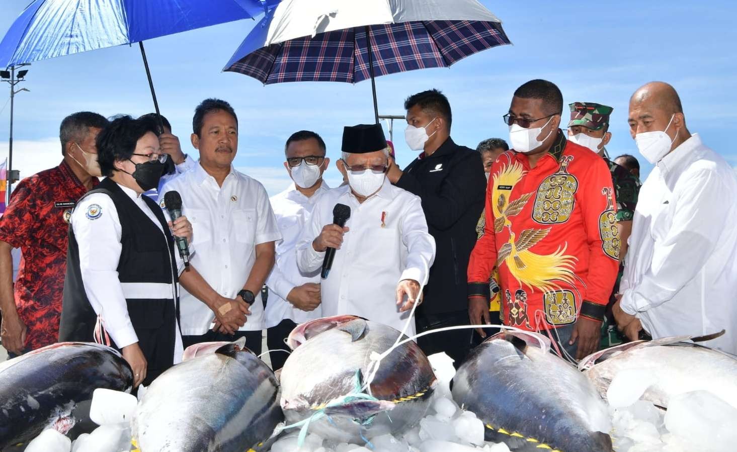 Wapres KH Ma'ruf Amin meninjau Pusat Pelayanan Usaha Terpadu Koperasi Usaha Mikro Kecil dan Menengah (PLUT KUMKM) Kabupaten Biak Numfor, (Foto: BPMI Setwapres)