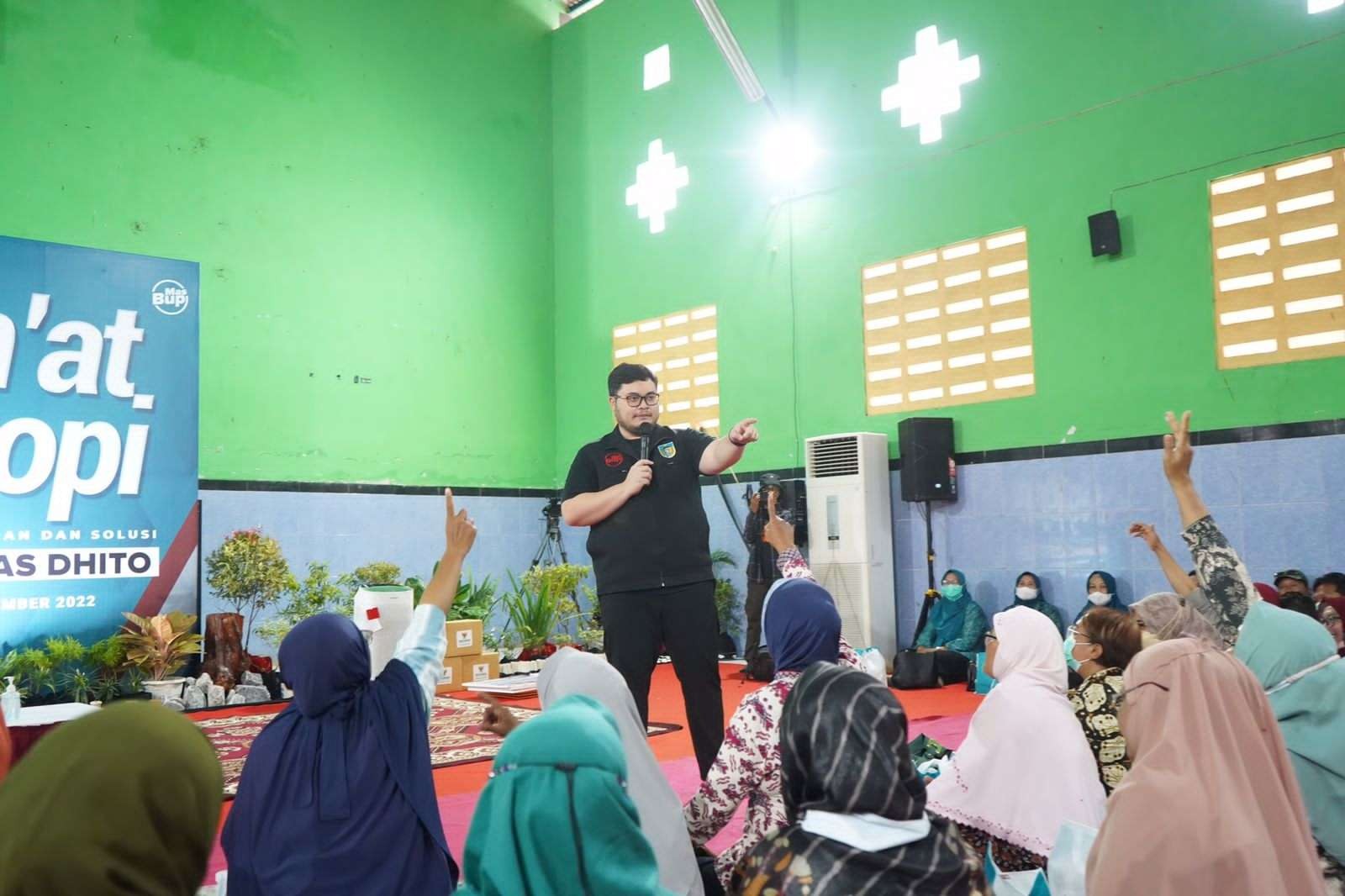 Bupati Kediri menyiapkan lahan sekitar 5 hektare untuk mewadahi pelaku usaha supaya bisa mengambil peluang dengan keberadaan bandara. (Foto: Kominfo Pemkab Kediri)