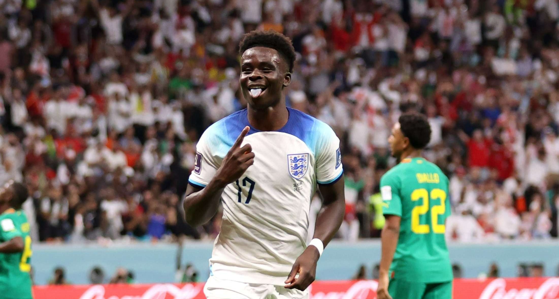 Bukayo Saka mencetak gol keempatnya di Piala Dunia 2022 saat Inggris mengalahkan Senegal 3-0. (Foto: Twitter/@FIFAWorldCup)