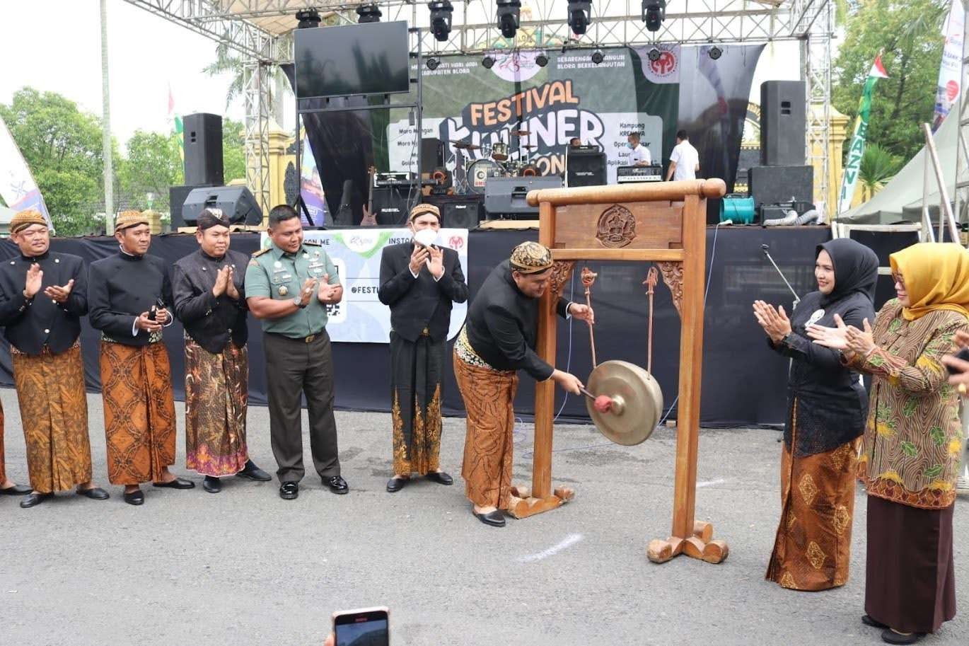 Bupati Blora membuka festival Kuliner Blora. (Foto: Humas Pemkab Blora)