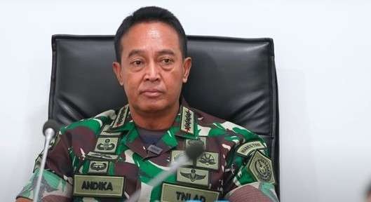 Panglima TNI Jenderal Andika Perkasa pecat kedua anggotanya, Paspampres berpangkat Mayor dan Kowad Kostrad. (Foto: YouTube Jenderal TNI Andika Perkasa)