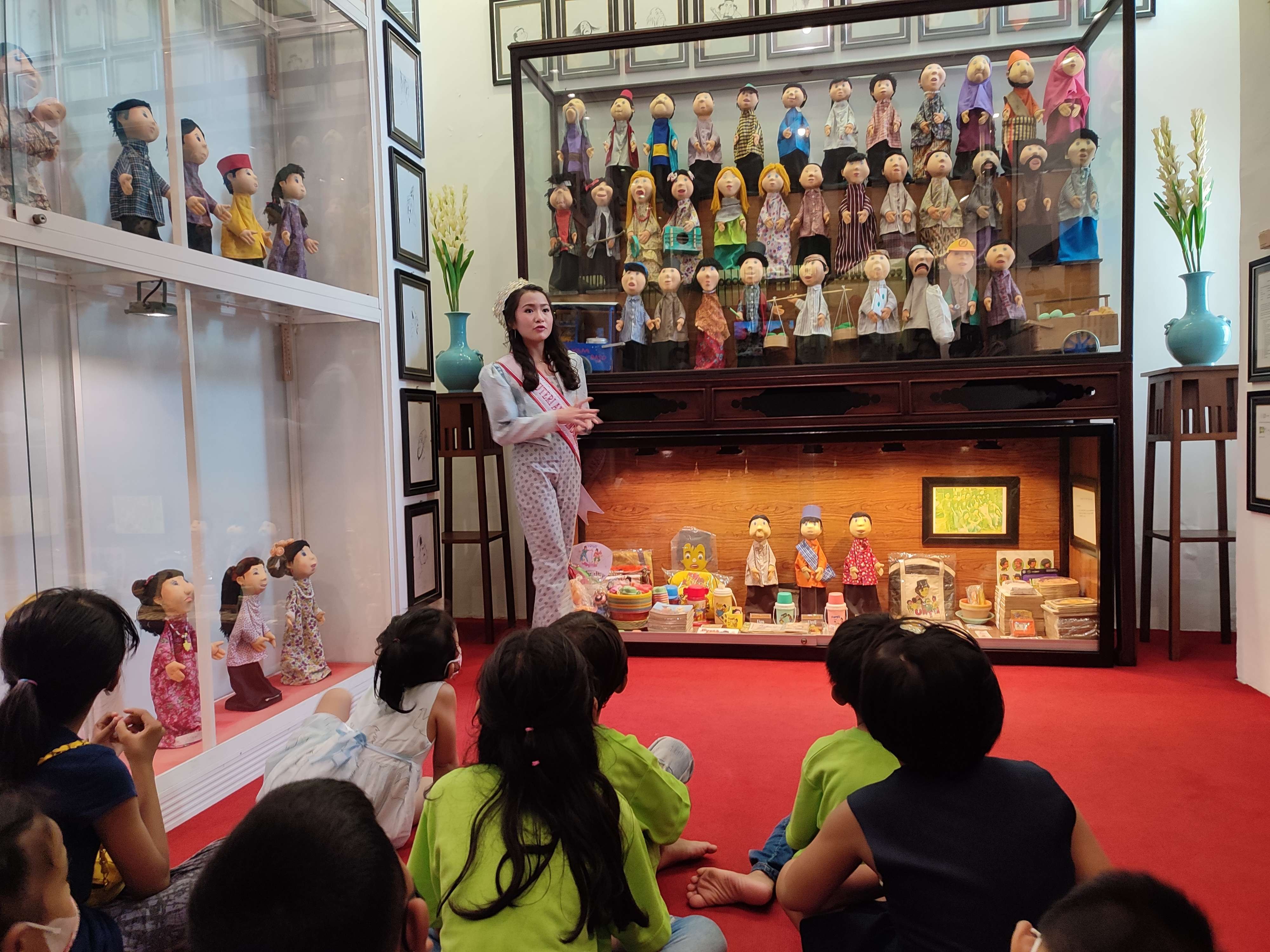 Perkenalkan Budaya Tradisional di Museum Gubug Wayang Mojokerto.(Foto : Deni Lukmantara/Ngopibareng)