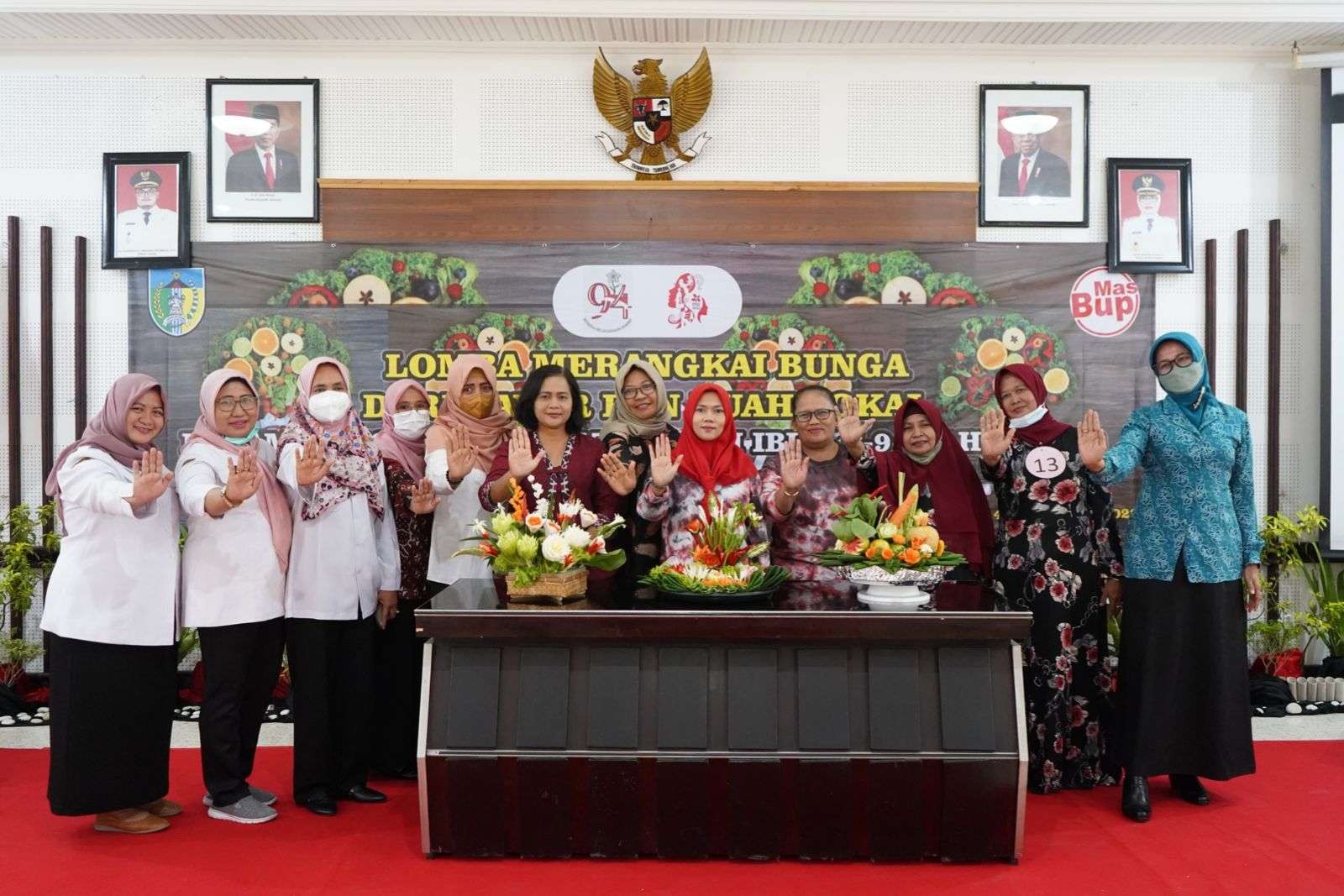 Peringati Hari Ibu, Pemkab Gelar Lomba Hingga Pameran Pakaian Khas (Foto Kominfo kabupaten Kediri)