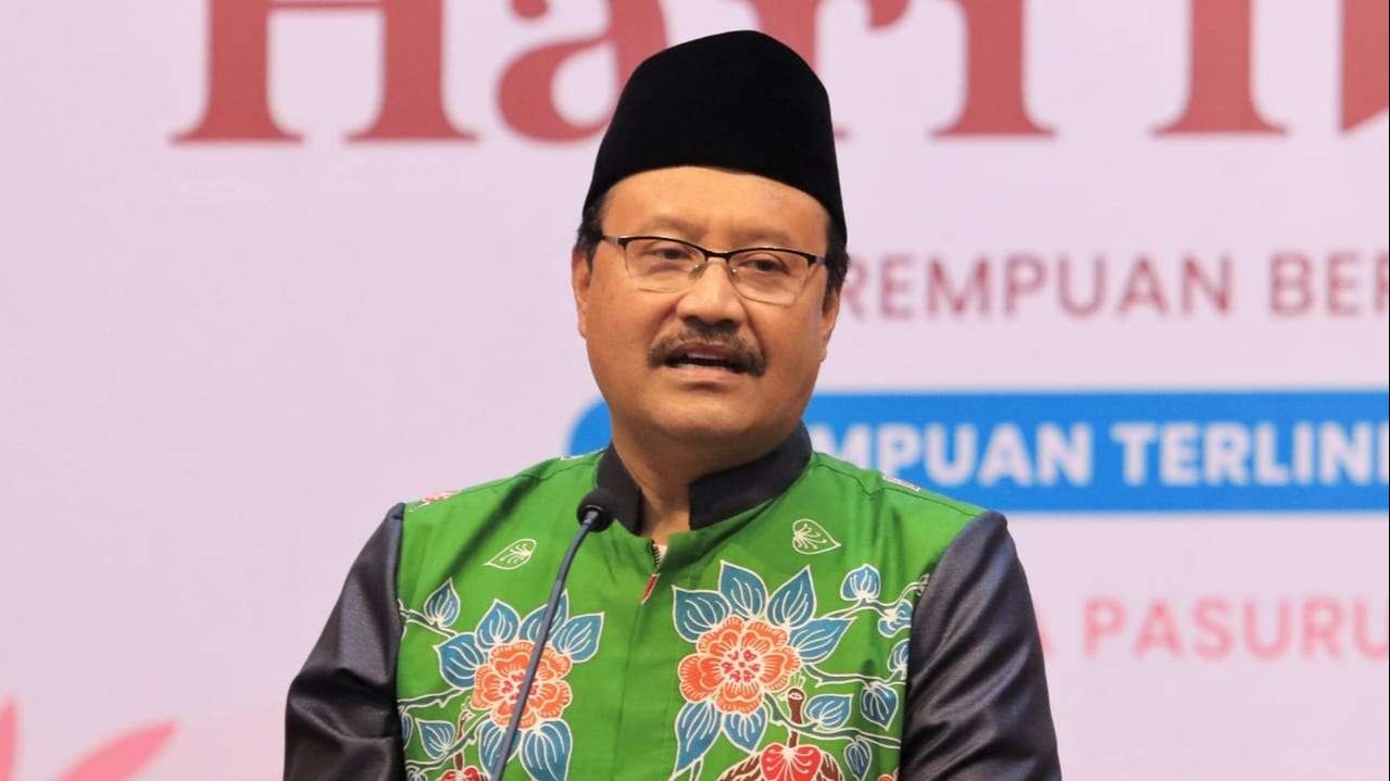 Walikota Pasuruan Saifullah Yusuf atau Gus Ipul membuka acara Hari Ibu yang diselenggarakan oleh Gabungan Organisasi Wanita di Gedung Gradika, Kamis 15 Desember 2022. (Foto: Diskominfo Kota Pasuruan)