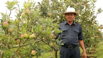 Edy Antoro, pemilik Agrokusuma Wisata Batu. (Foto: istimewa)