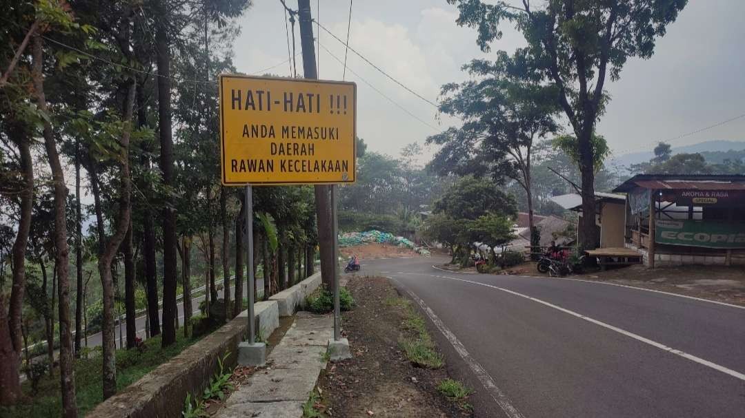 Jalur wisata Pacet menuju Kota Batu.(Foto: Dokumen Ngopibareng)