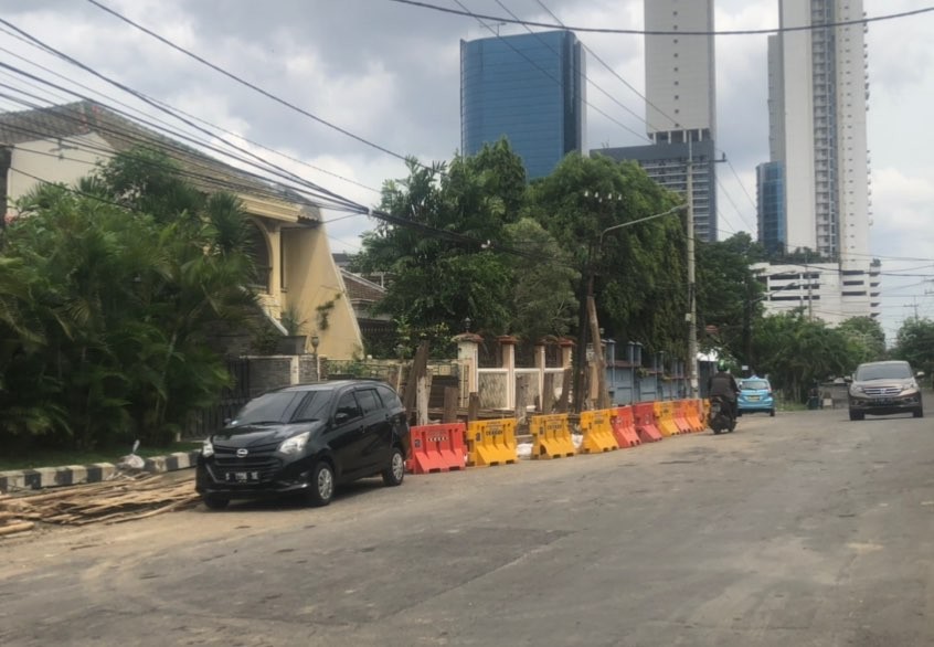 Jalan di Pakis Argosari yang ambrol (Foto: Andhi Dwi/Ngopibareng.id)