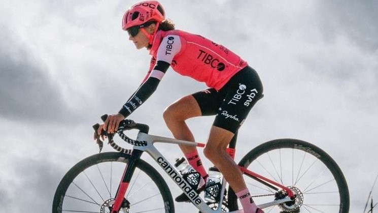 Penampakan Cannondale SuperSix Evo generasi empat bocor saat syuting Rapha untuk jersey tim EF Education-EasyPost. (Foto: Istimewa)