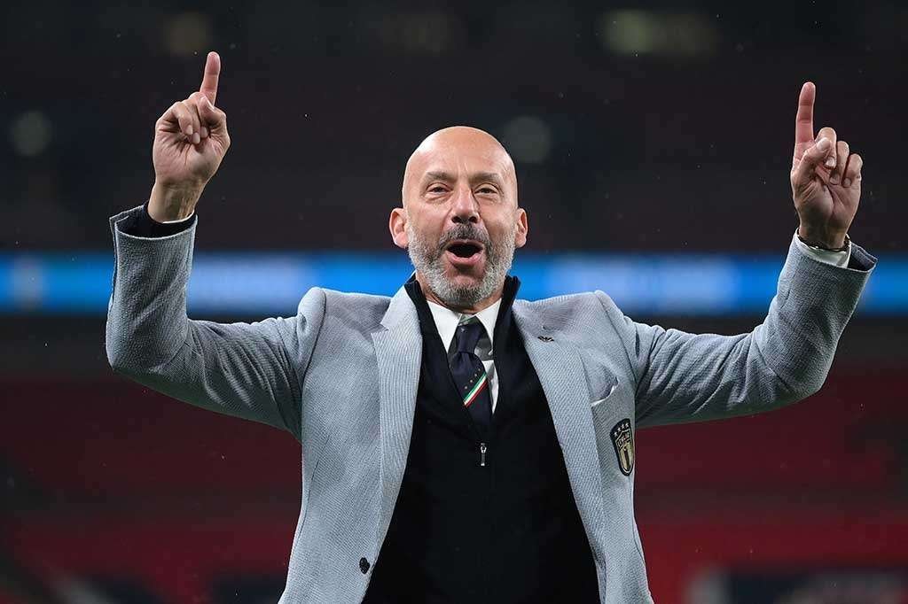 Gianluca Vialli meninggal dunia di usia 58 tahun. (Foto: Planet Football)