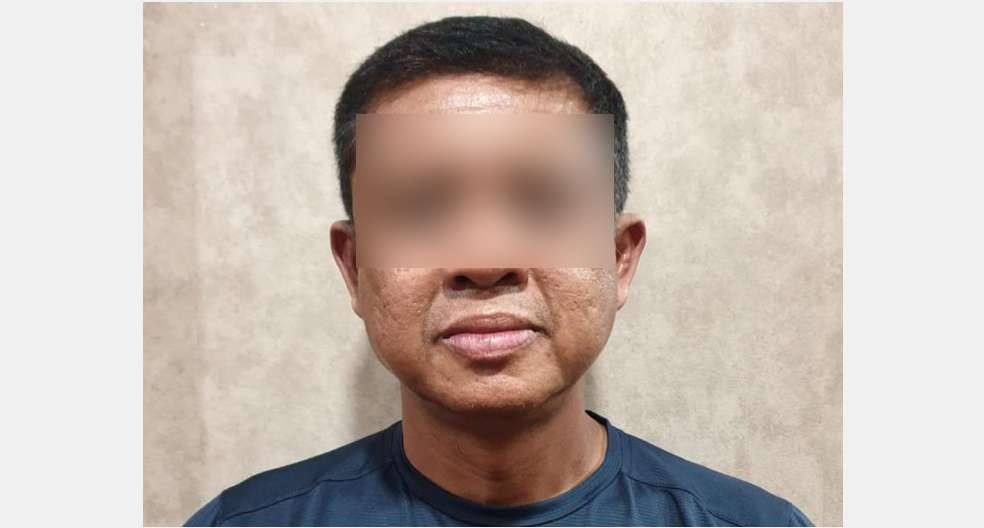 Kombes Yulius ditangkap polisi saat check in di hotel dan nyabu bersama perempuan berinisial R. (Foto: Istimewa)