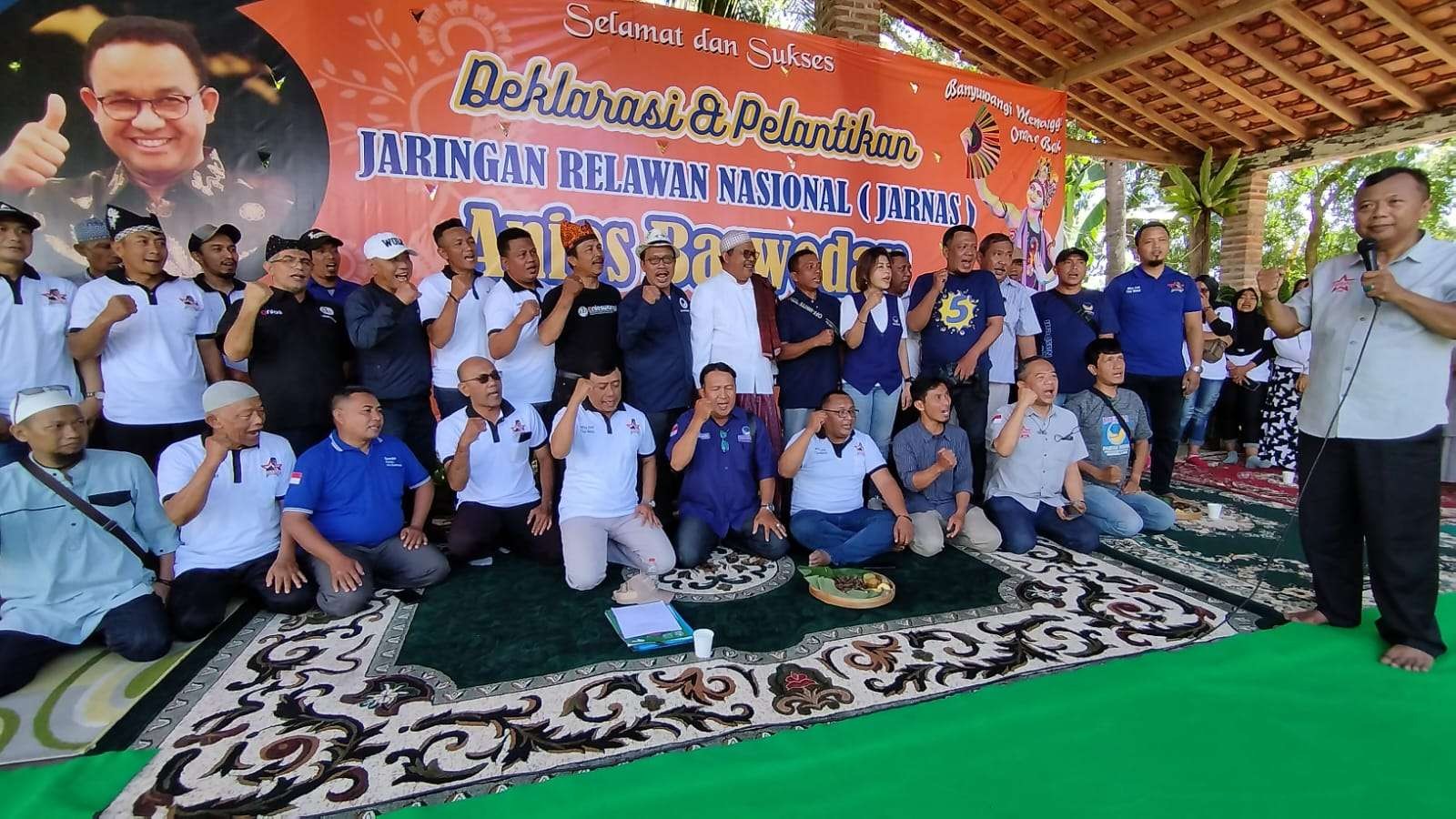 Para pendukung Anies Baswedan mendeklarasikan dukungan dengan membentuk JARNAS Banyuwangi (foto: Muh Hujaini/Ngopibareng.id)