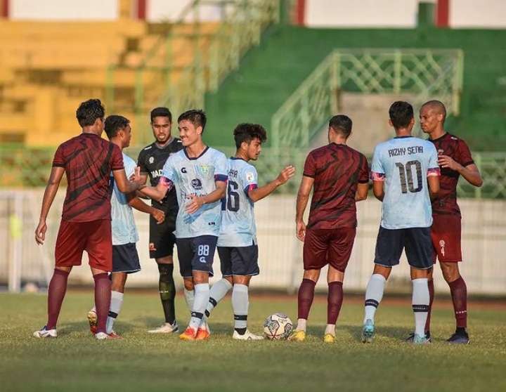 Pemain.Persela Lamongan saat uji coba melawan Madura United beberapa waktu lalu.(Foto: Dok. Persela)