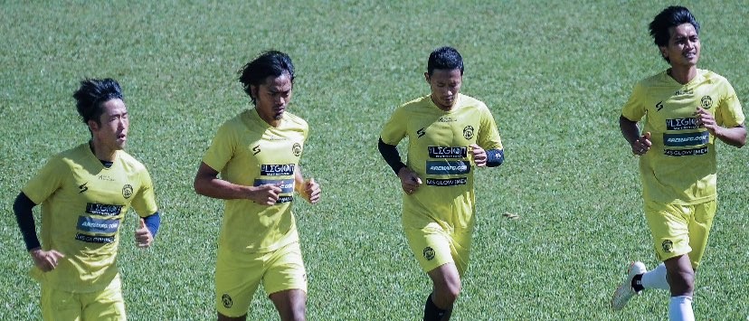 Skuat Arema FC saat menjalani sesi latihan jelang Liga 1. (Foto: Twitter/@AremafcOfficial)