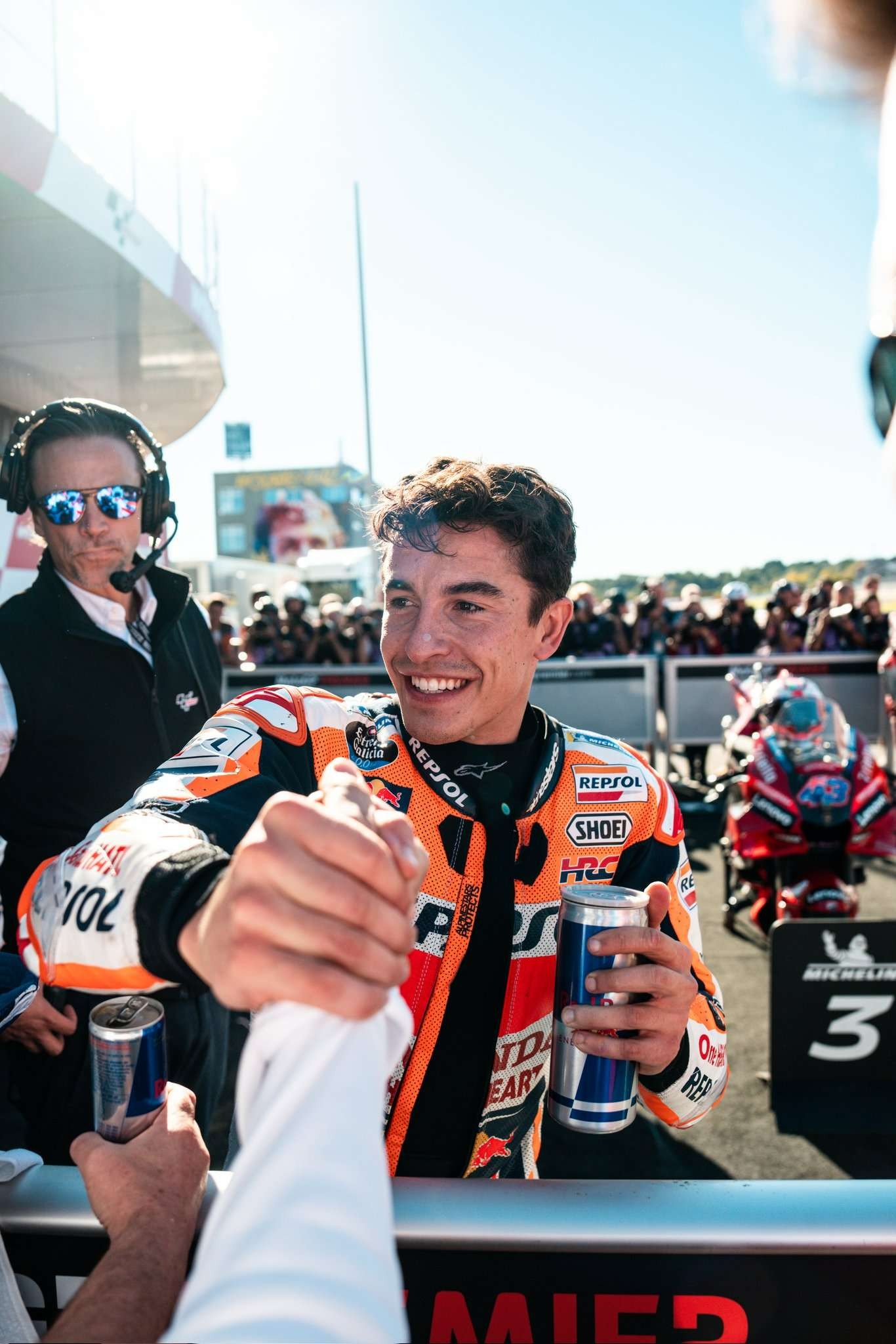 Marc Marquez dianggap sebagai pembalap spesial karena memiliki kemampuan khusus untuk menjinakkan motor Honda yang dianggap sulit oleh pembalap Honda lainnya. (Foto: Twitter/@marcmarquez93)