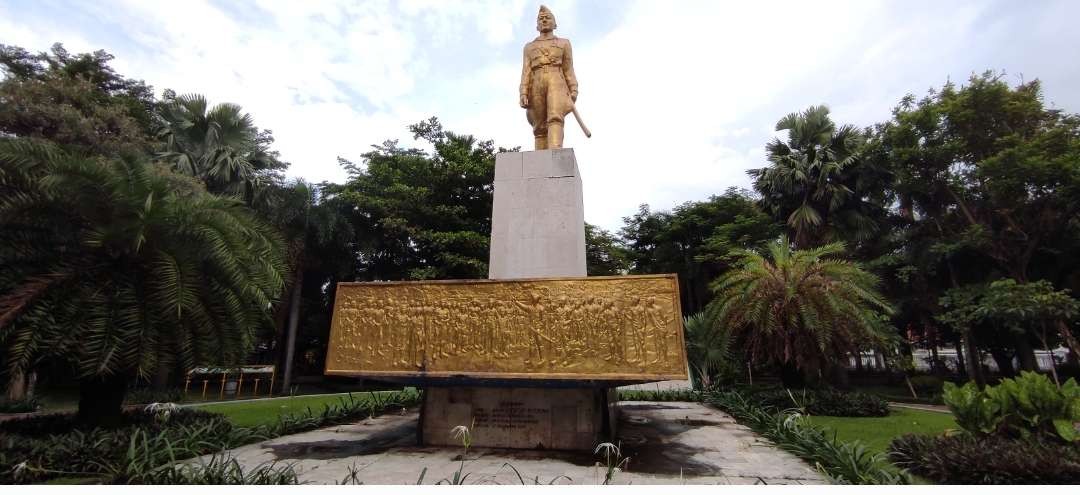 Dewan Tegaskan Patung Mayor Bismo Tetap di Alun Alun Kota Kediri (Fendi Lesmana/ngopibareng.id)