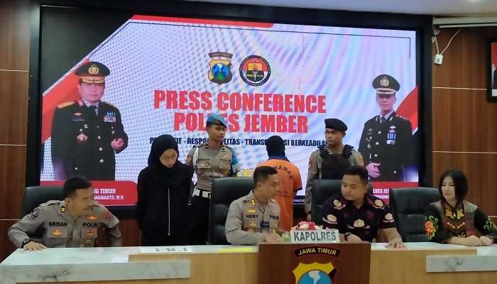 Kapolres Jember AKBP Hery Purnomo menyebut ada empat orang yang menjadi korban dari tersangka. (Foto: Rusdi/Ngopibareng.id)