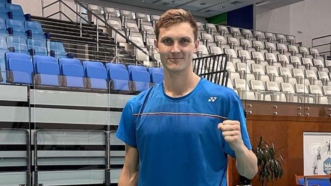 Tunggal putra bulu tangkis asal Denmark, Viktor Axelsen mengumumkan mundur dari ajang Indonesia Masters 2023. (Foto: Twitter @ViktorAxelsen)