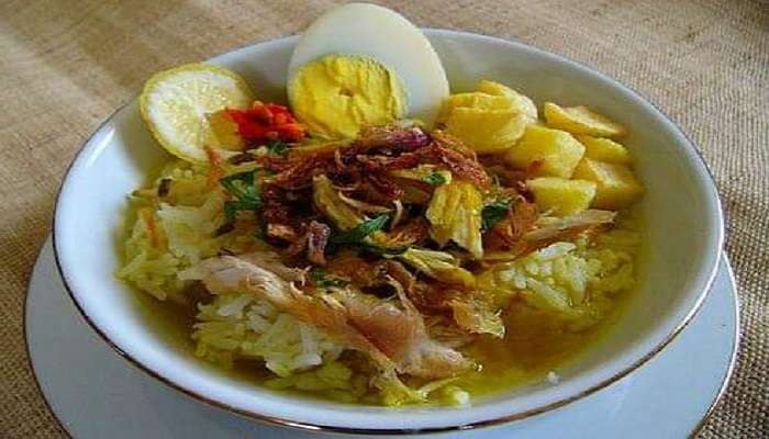 Cita rasa Soto Ayam Dahlok Khas Jember tak pernah berubah sejak 1958 (Foto: Facebook @Soto Ayam Dahlok Khas Jember)