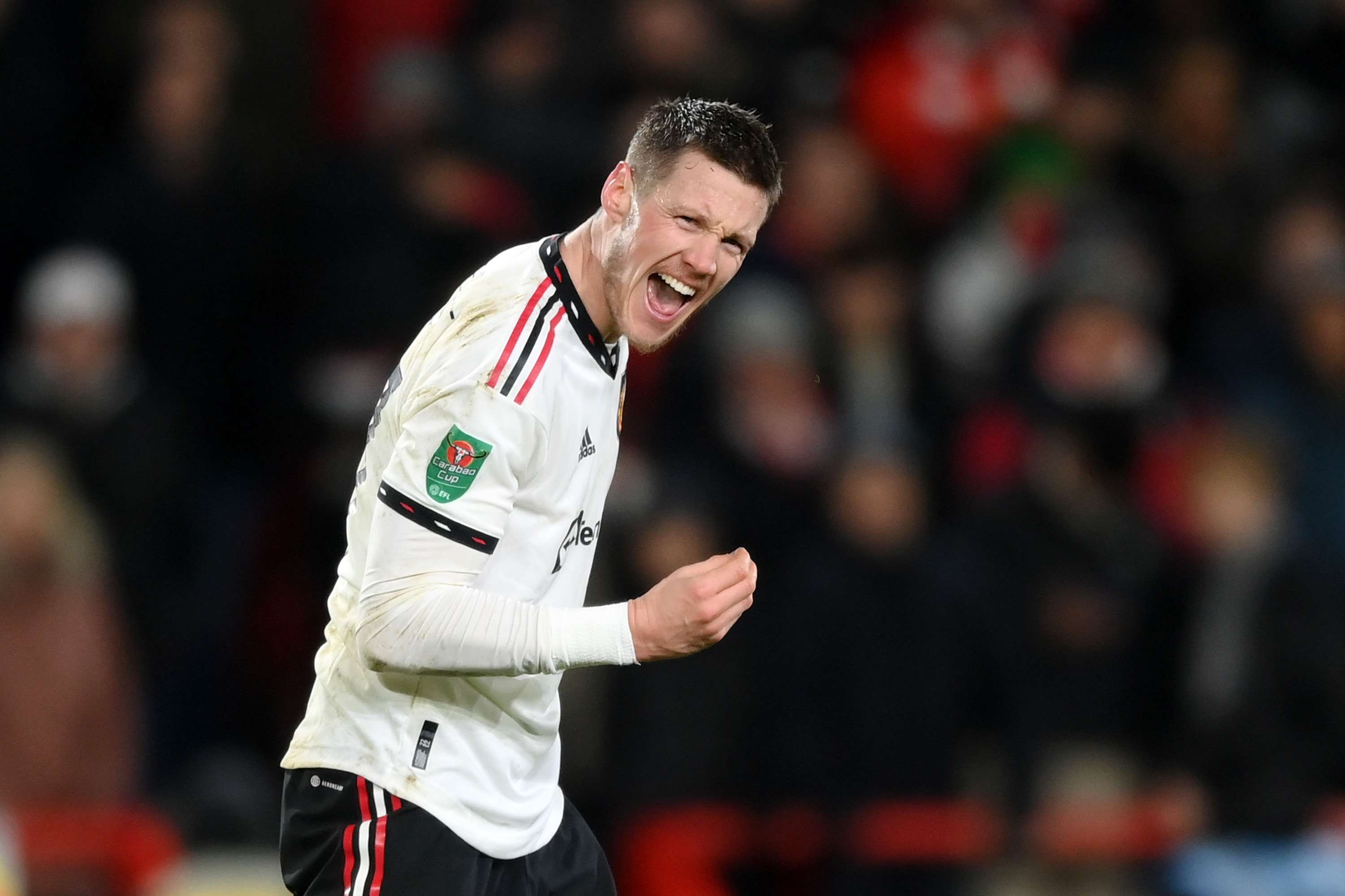 Wout Weghorst mncetak gol pertamanya untuk MU saat timnya menang 3-0 atas Nottingham Forest di leg pertama semifinal Piala Liga