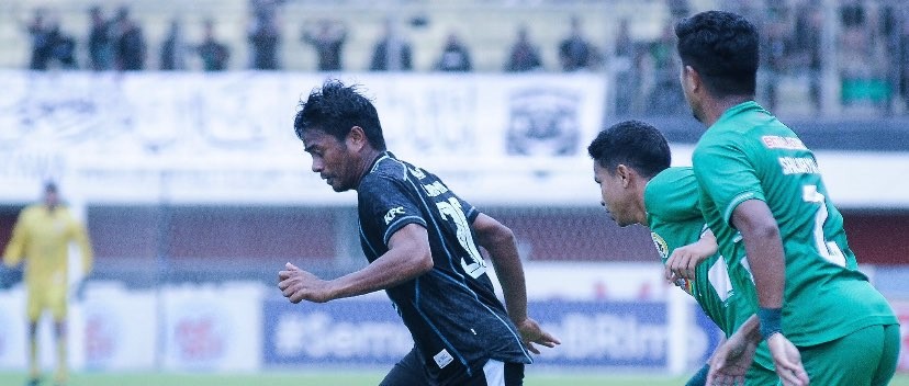 Laga Arema FC vs PSS Sleman pada kompetisi Liga 1 2023 (Foto: Twitter/@AremafcOfficial)