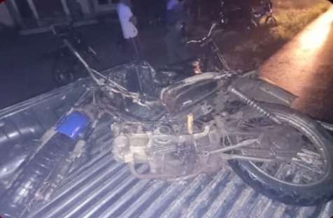 Kondisi motor honda supra yang dikendarai korban usai mengalami kecelakaan lalulintas (Dok. Polres Tuban)