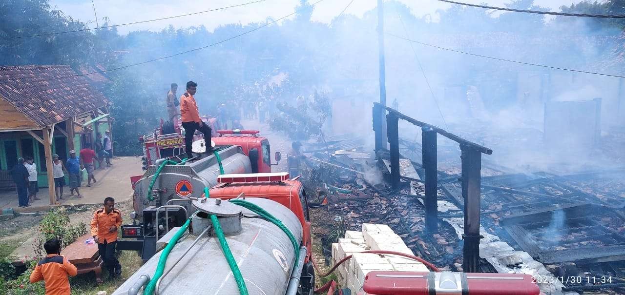 Kompor Lupa Dimatikan, Warga Blora Rugi Setengah Miliar Rupiah (ahmad sampurno/ngopibareng.id)