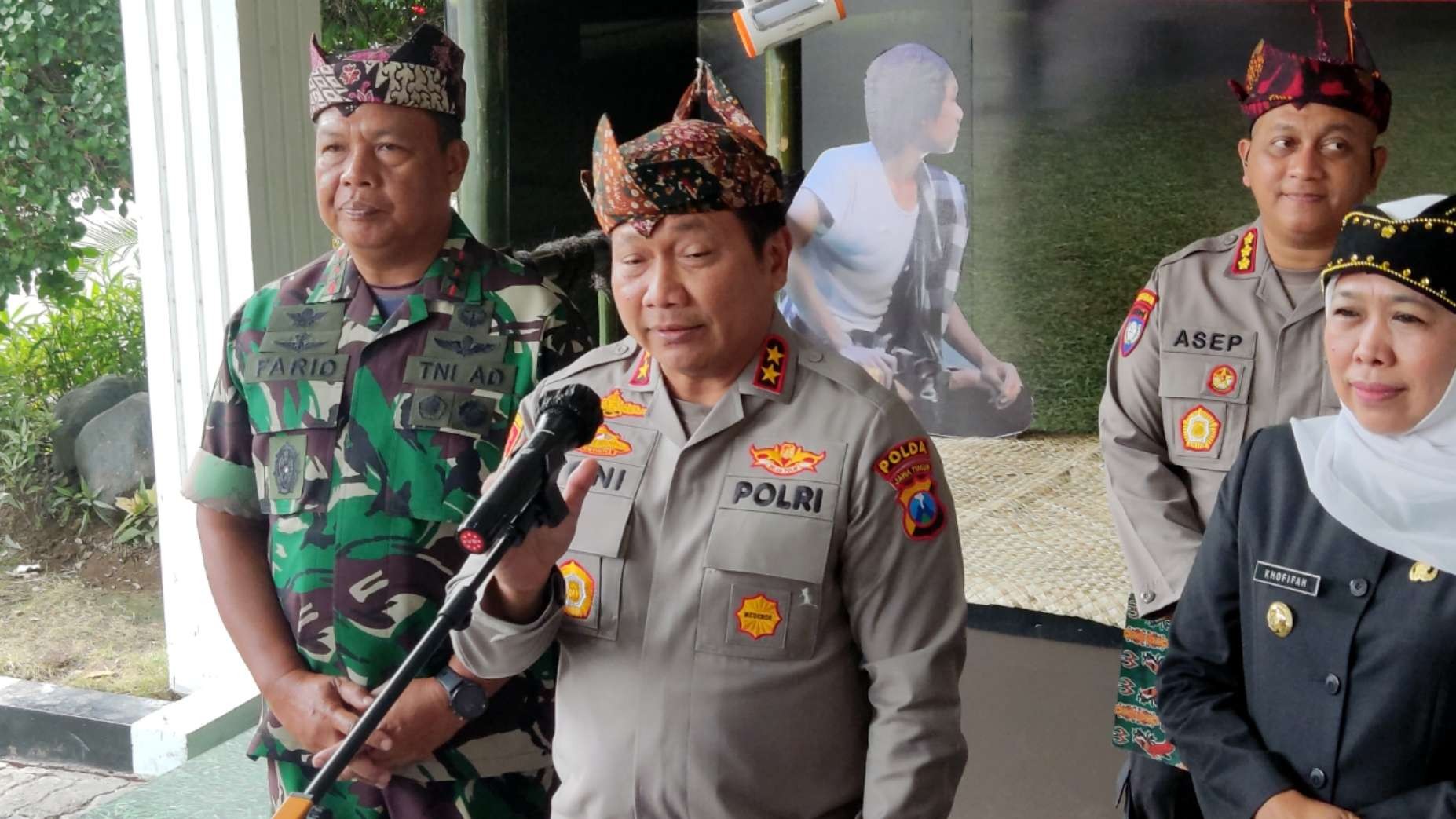 Kapolda Jatim, Irjen Pol Toni Harmanto memastikan isu penculikan anak di media sosial hoax. Info ini disampaikan saat ditemui di Mapolda Jatim, Surabaya, Selasa 31 Januari 2023. (Foto: Fariz Yarbo/Ngopibareng.id)