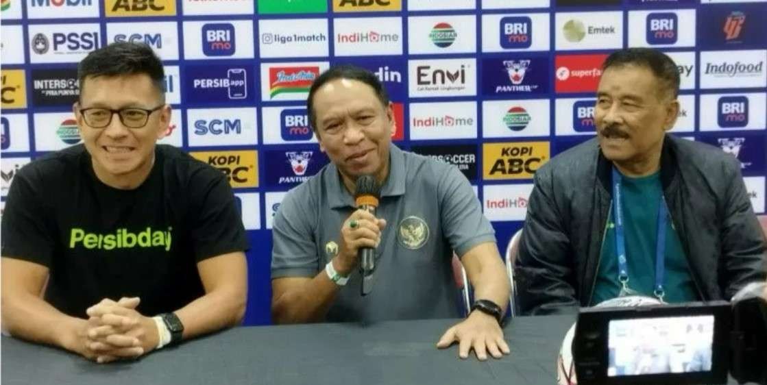 Menpora Zainudin Amali izinkan Persib gunakan Stadion GBLA selama persiapan yang dilakukan Kementerian PUPR. (Foto: Antara)