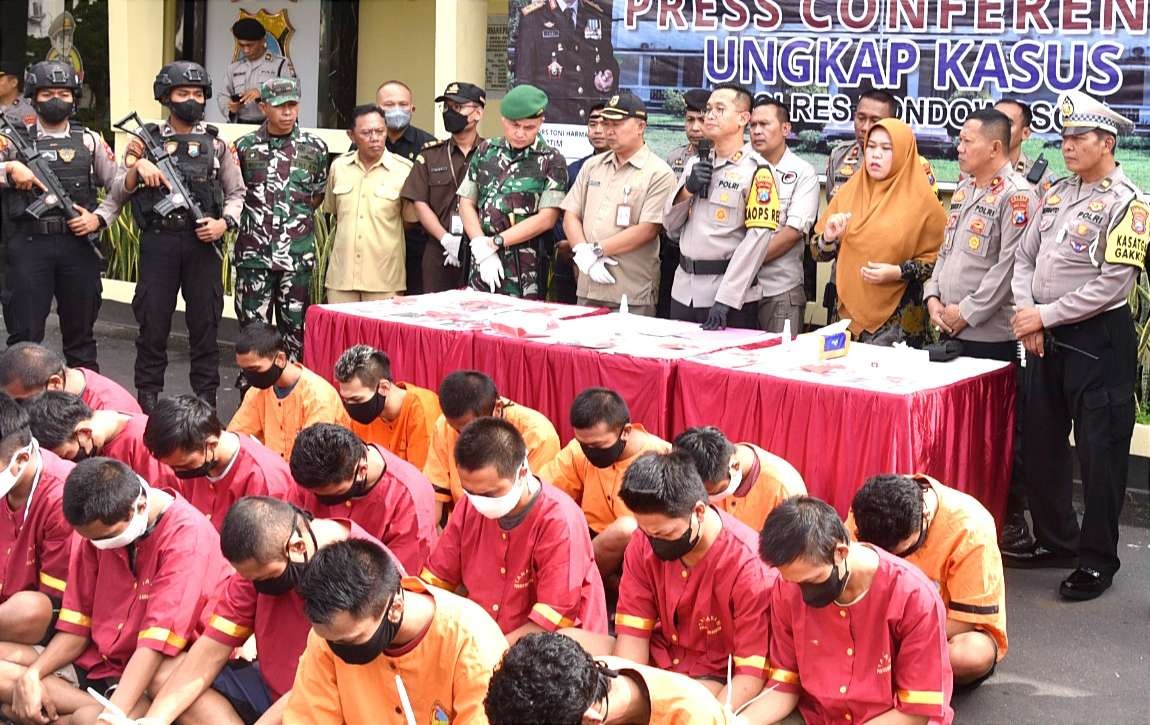 Polres Bondowoso mengungkap 11 tersangka kasus narkoba selama Januari hingga awal Februari 2023.(Foto: Guido/Ngopibareng.id)