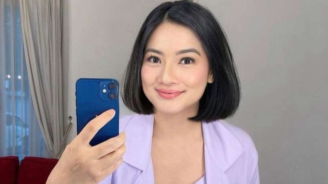 Titi Kamal dipuji cantik dengan gaya rambut barunya. (Foto: Instagram @titi_kamall)