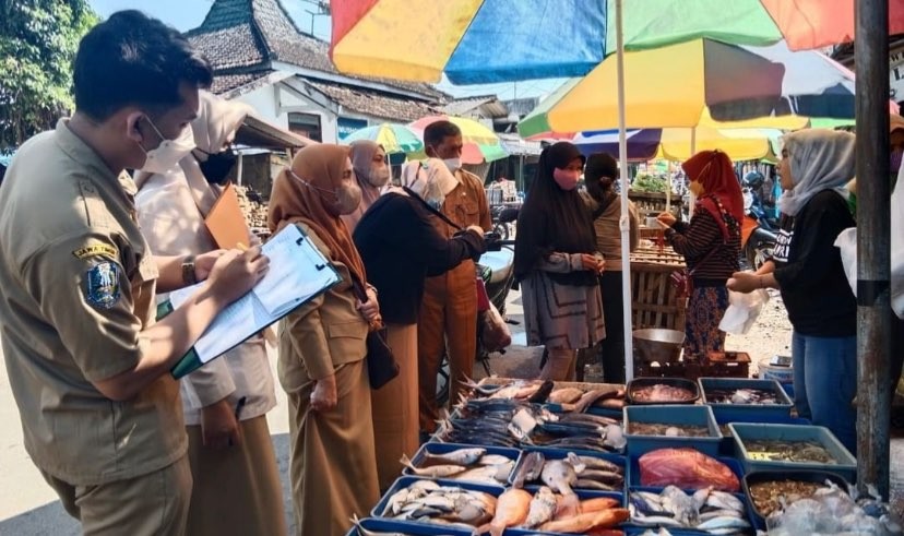 Salah satu pasar ikan di Kabupaten Malang (Foto: Lalu Theo/Ngopibareng.id)