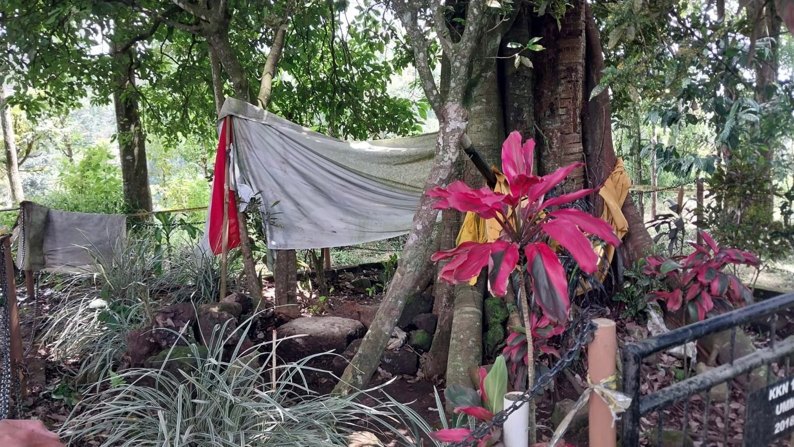 Lokasi Arca Batara Wisnu di Desa Tulungrejo, Ngantang, Kabupaten Malang, Jawa Timur. (Foto: Lalu Theo/Ngopibareng.id)