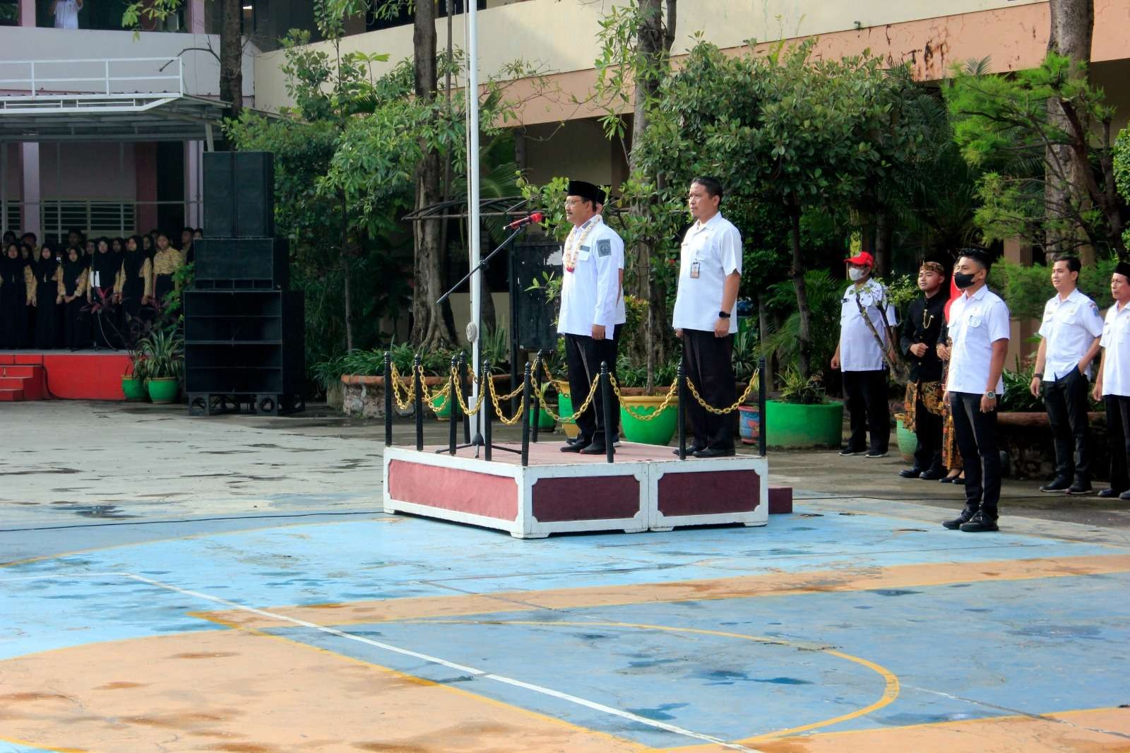 Wali Kota Pasuruan Saifullah Yusuf (Gus Ipul) saat apel di SMKN 1 Kota Pasuruan sosialisasikan  tuan rumah MTQ ke-XXX Provinsi Jawa Timur September mendatang. (Foto: Humas Pemkot Kota Pasuruan