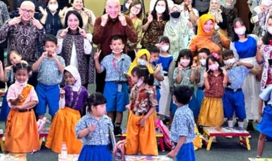 Suasana peluncuran buku untuk anak berjudul Saat Noni Datang. (Foto: Dokumentasi Tanoto Foundation)