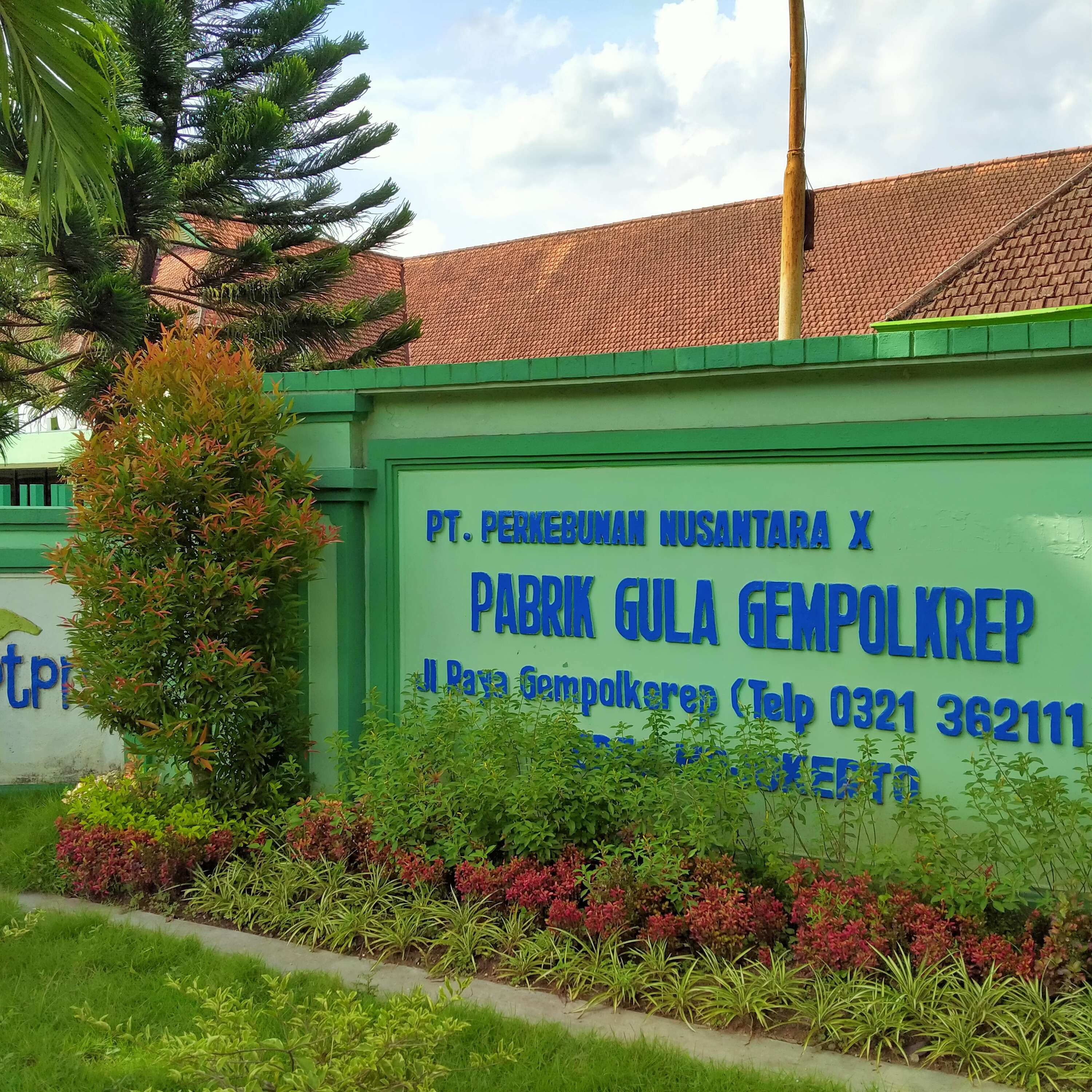 Pabrik Gula Gempolkrep menjadi pabrik gula kapal induk untuk pabrik gula lainnya. (Foto: Amir Tejo/Ngopibareng.id)