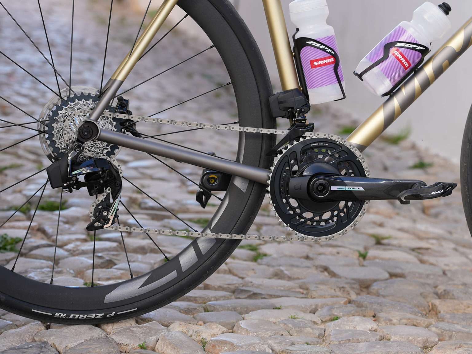 SRAM New Force AXS yang tampil mewah. (Foto: Istimewa)