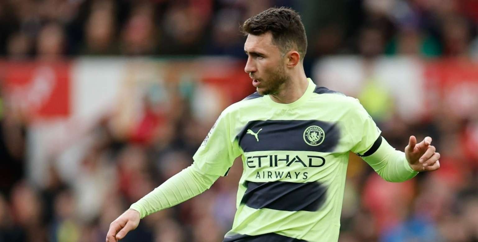 Aymeric Laporte ingin meninggalkan Manchester City karena minimnya menit bermain yang ia dapatkan di musim ini. (Foto: Twitter/@ManCity)