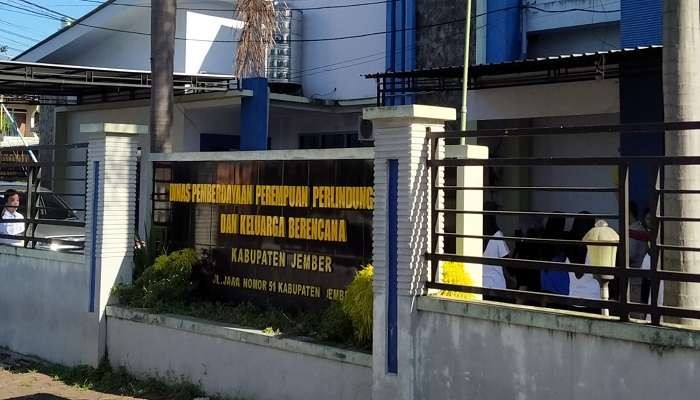 Kantor Dinas Pemberdayaan Perempuan Perlindungan dan Keluarga Berencana Jember (Foto: Rusdi/Ngopibareng.id)