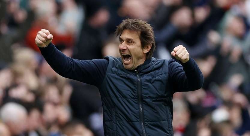 Pelatih Tottenham Hotspur Antonio Conte yakin hanya tersisa tempat keempat yang diperebutkan di Premier League musim ini. (Foto: Twitter/@SpursOfficial)