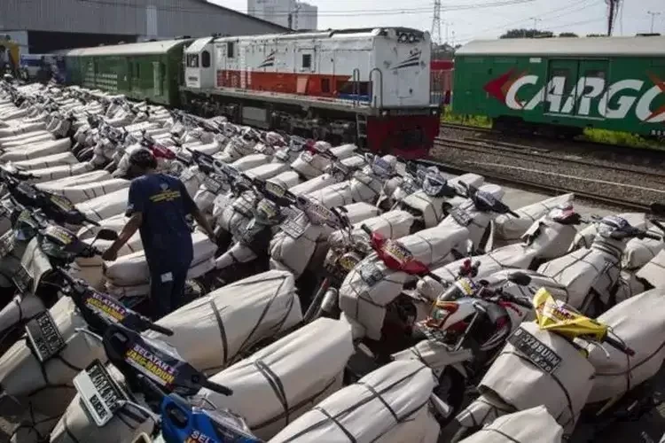 Program dari Kemenhub mudik motor gratis (Motis) pada masa angkutan Lebaran 2023 (Foto: dok. KAI Logistik)