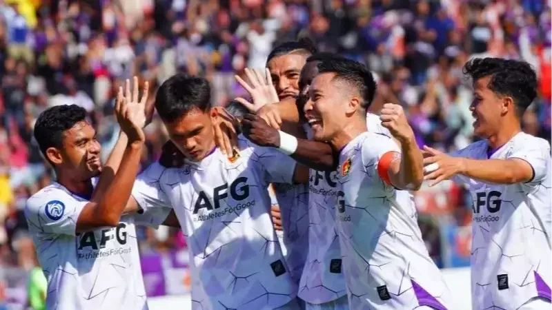 Pelatih Persik Kediri Divaldo Alves mengaku sedikit kecewa karena pada laga pekan ke - 31 liga 1 2022-2023 melawan Persebaya tidak dapat disaksikan secara langsung oleh penonton (Media Officer Persik Kediri)