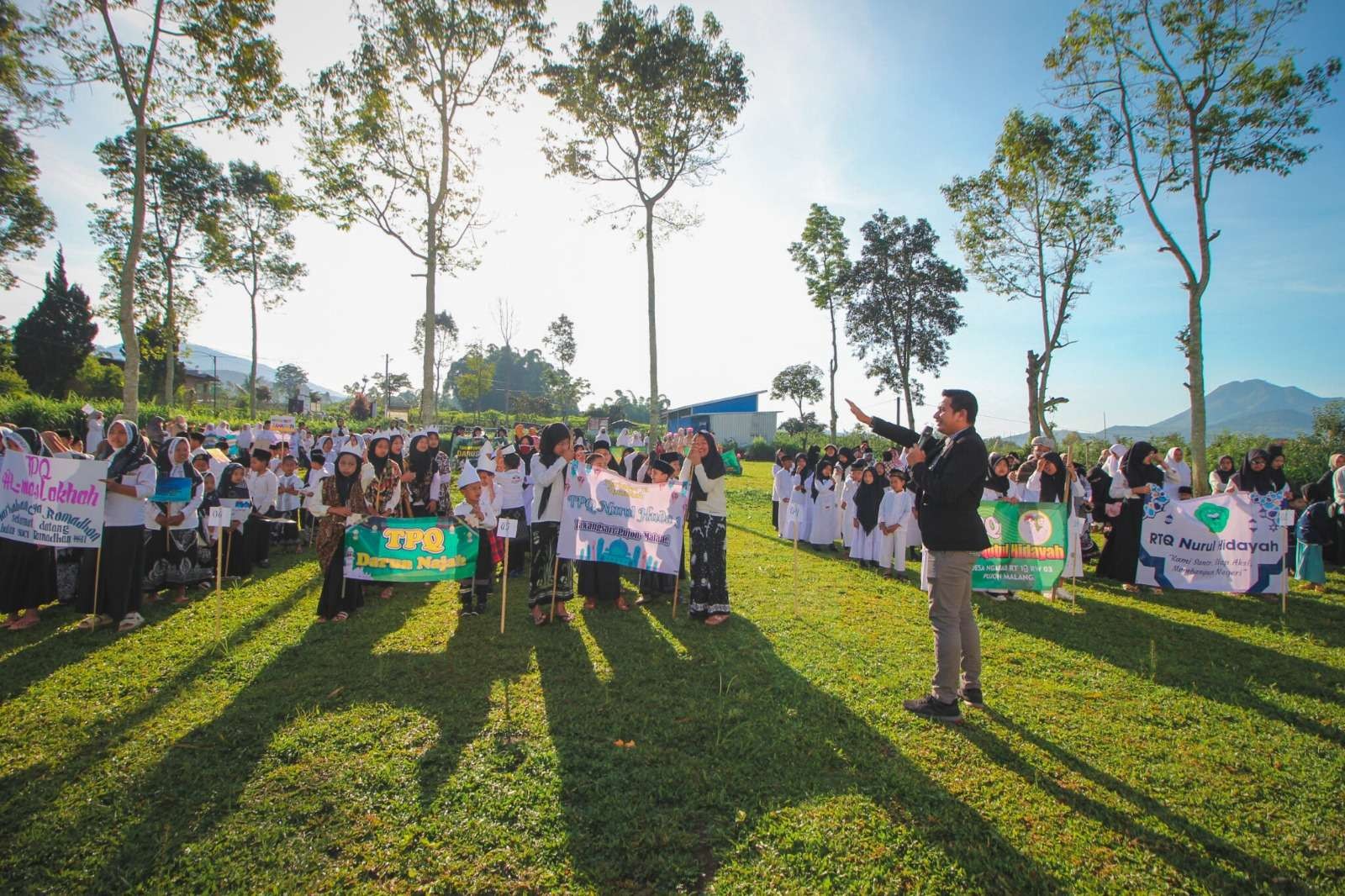 Dompet Dhuafa Jawa Timur bersama Pesantren Fathussalam menggelar kegiatan tarhib Ramadan. (Foto: Dokumentasi Dompet Dhuafa)