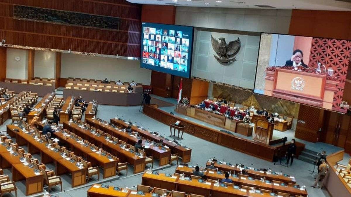 Rapat Paripurna DPR RI ke-19 Masa Persidangan IV Tahun Sidang 2022-2023 menyetujui Rancangan Undang-Undang Perlindungan Pekerja Rumah Tangga (RUU PPRT). (Foto: Ant)